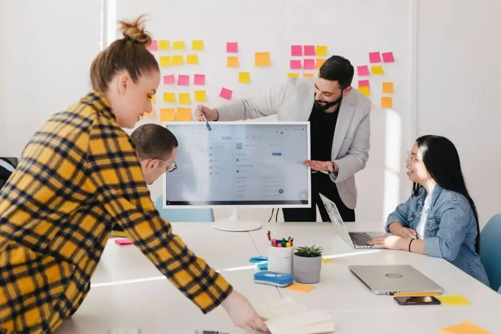 Use Employer Branding Video To Highlight Your Company'S Training